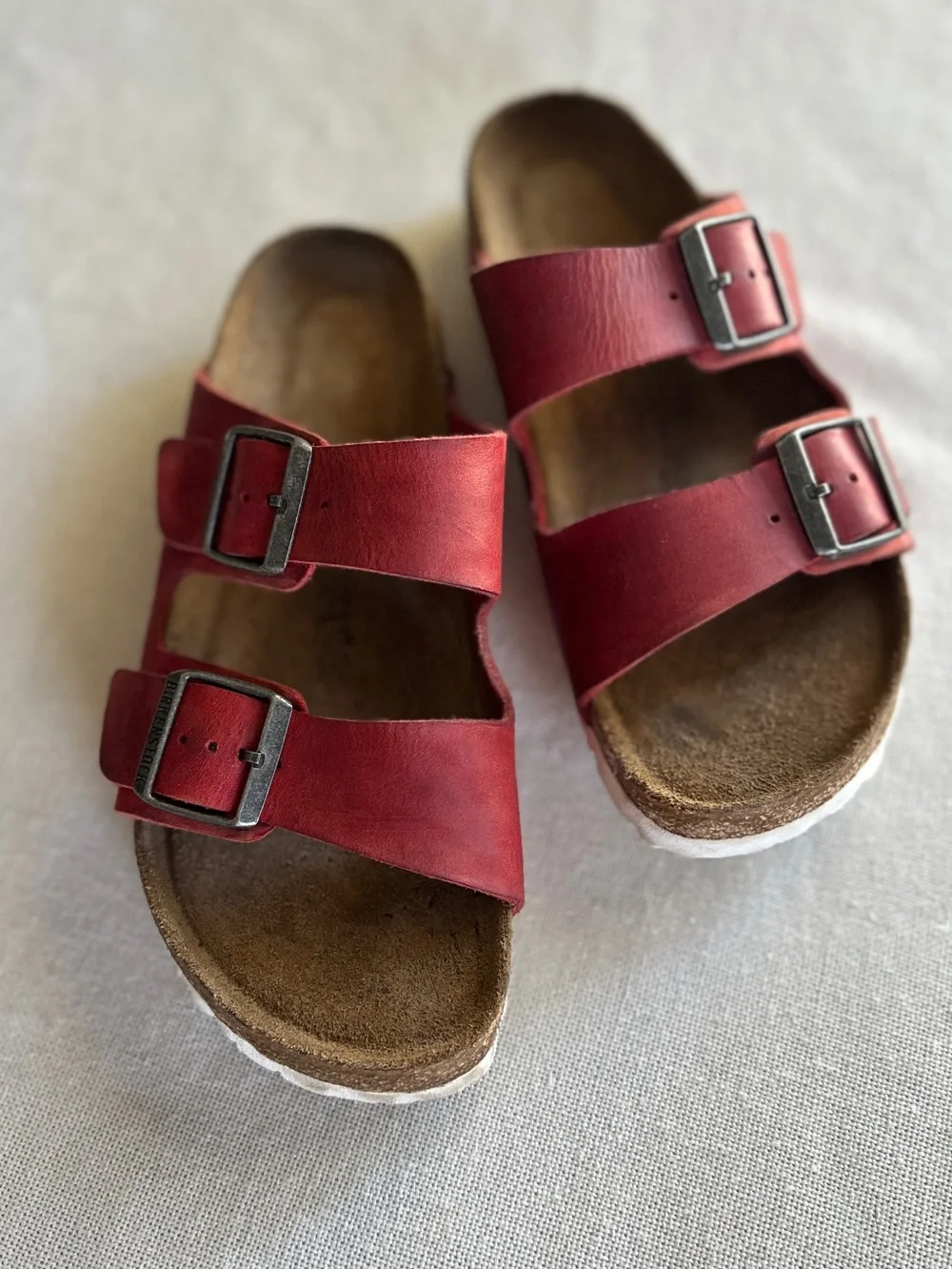 Birkenstock Arizona Red Oiled Leather Slide Sandals EU 39 / US 8.5-9